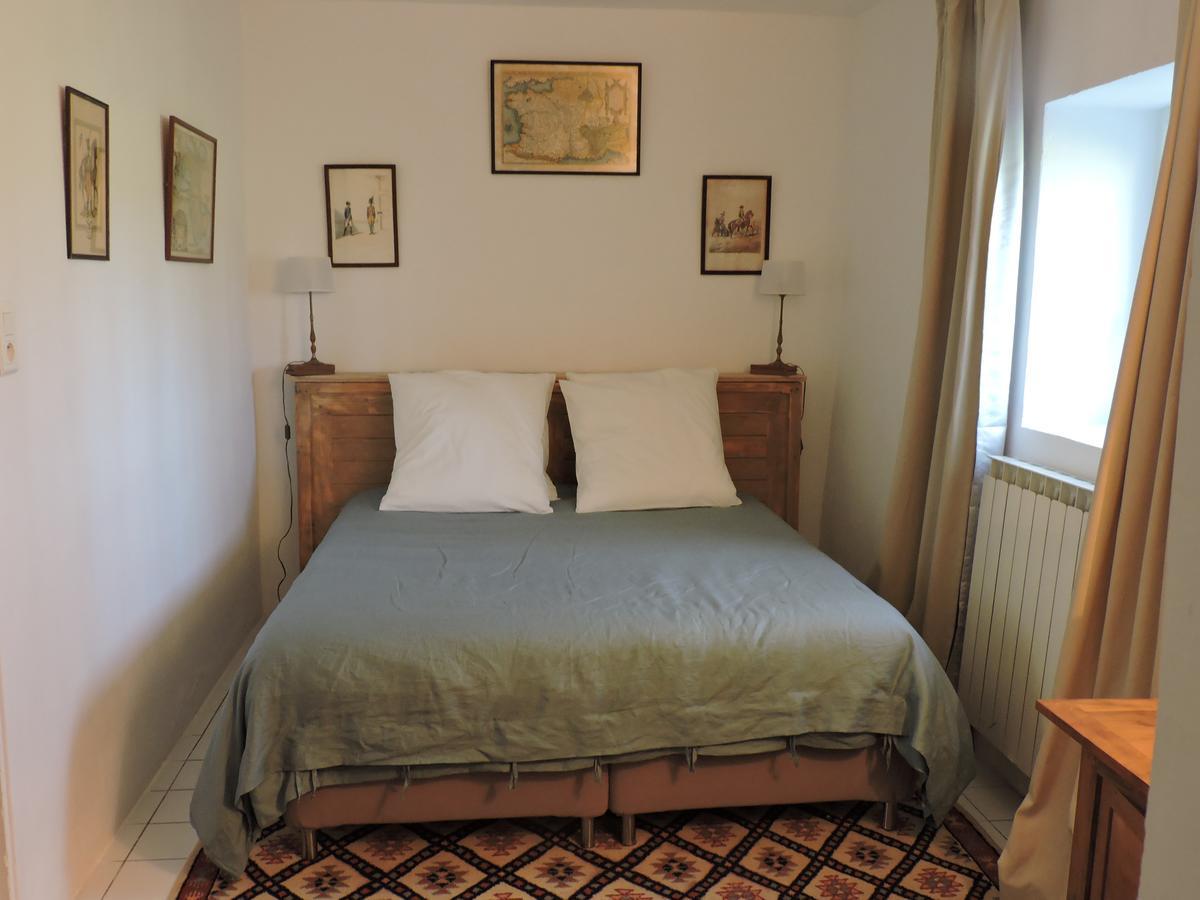 La Nesquiere Chambres D'Hotes 페른느 레 퐁텐느 외부 사진