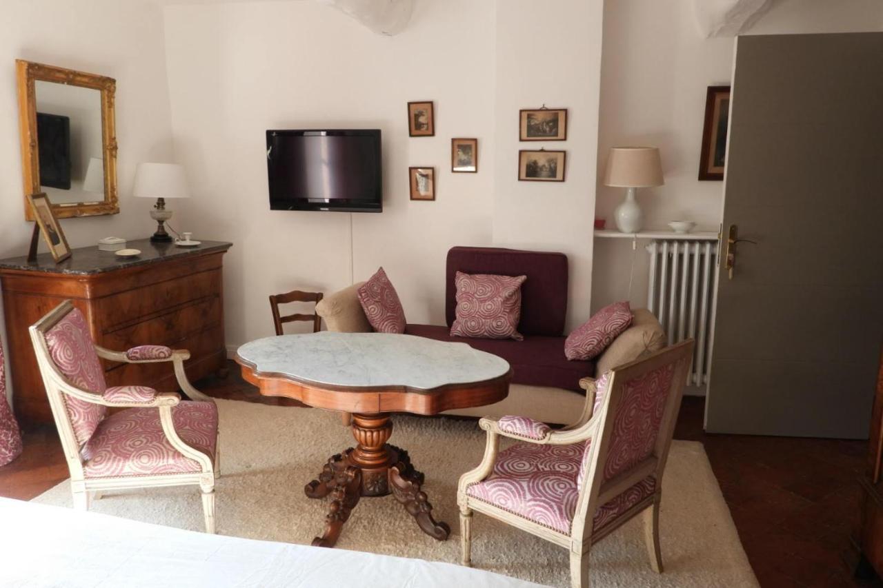 La Nesquiere Chambres D'Hotes 페른느 레 퐁텐느 외부 사진